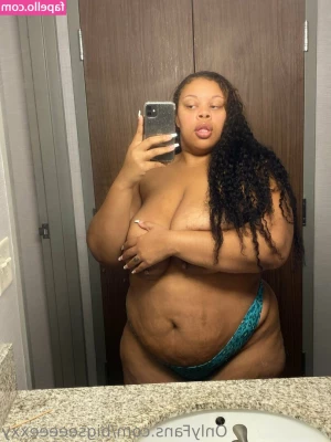 bigseeeeexxy - Which do you prefer