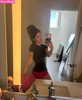 bratkylani - Private Collection Inside