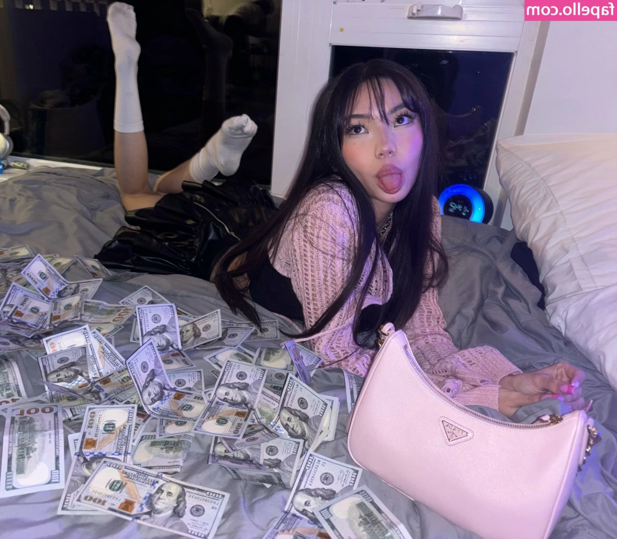bratkylani - Do you want the full video  Send me a  10 tip and I ll send it to