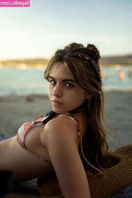 Supergioffy - 1st time doing girl on girl shoot. Do you like when I have a friend