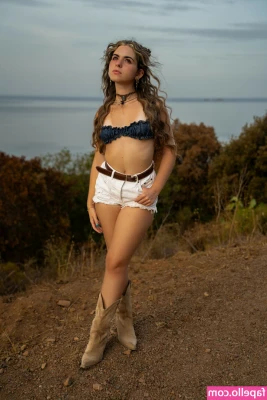 Supergioffy - Who wants to get to know me? Message me now and lets see where our