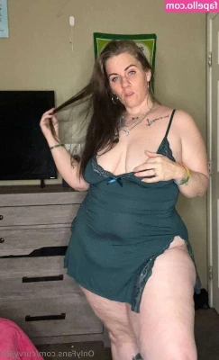 curvyj88 - Drilled this pussy so hard on the couch she couldn t stop moaning