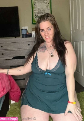curvyj88 - New workout gear  same soles  XXOO Savannah