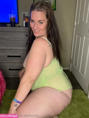 curvyj88 - It wouldn't be valentines day without a latex themed