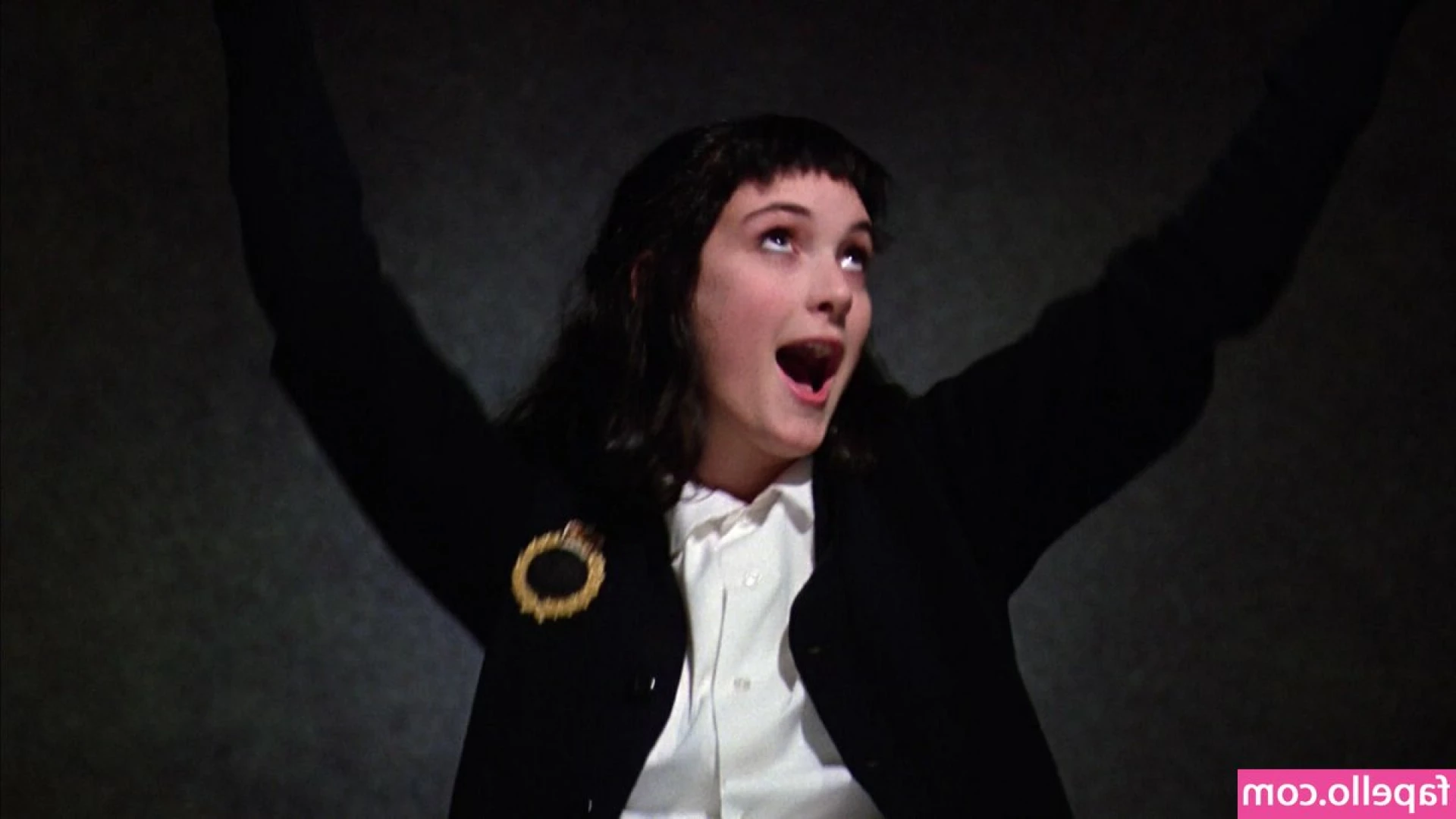 Winona Ryder [ winona-ryder ] - Do you want smelly feet  Fuck yeah   Naahh