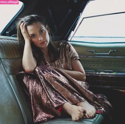 Winona Ryder [ winona-ryder ] - I ll be posting content on tiktok for subscribers  Those videos will