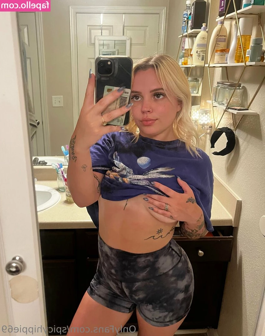 spicyhippie69 - Waiting for you to come home from work  would you kiss my feet before