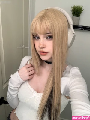 BunnyGirlBree - big booty