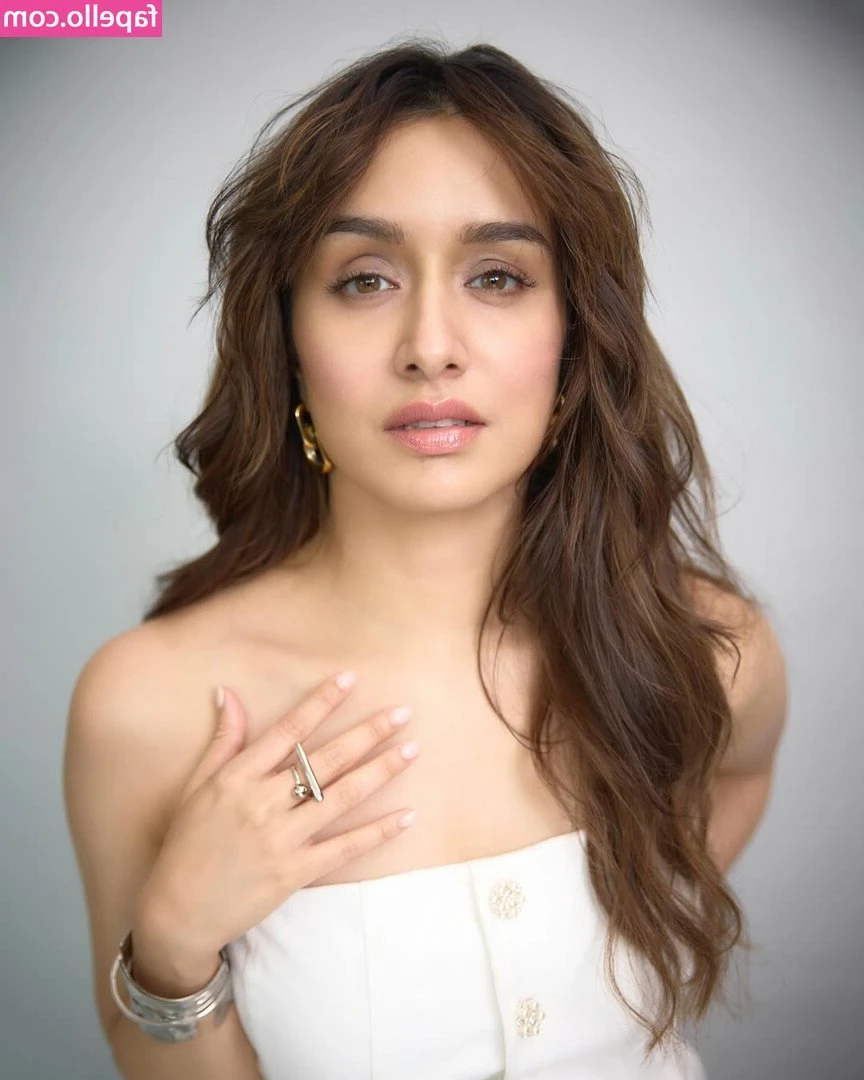 Shraddha Kapoor [ shraddha-kapoor ] - I’m home from work… finally I’m going to cum and go to sleep