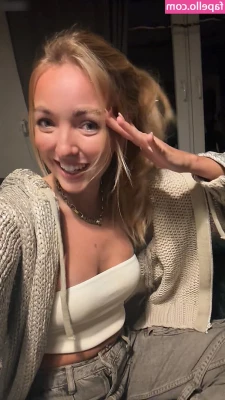 Lourene Gollatz [ lourene-gollatz ] - Give it all to My perfect pixelated ass