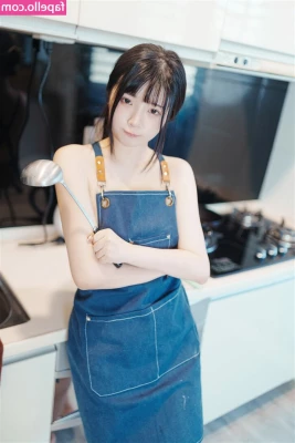 落落Raku [ raku ] - Feeling more and more feminine  free  and authentic with every