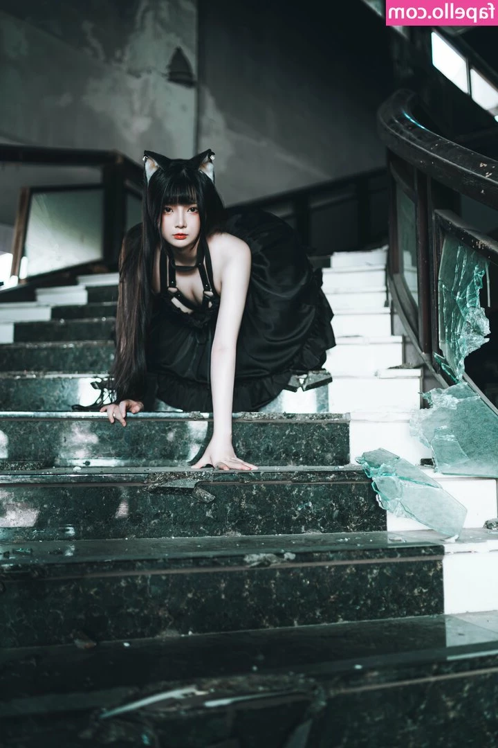 落落Raku [ raku ] - let me wiggle my way into your wallet