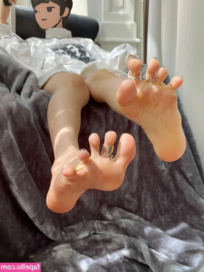 Yeougui - SPONTANEOUS POST 🥵  If you didn't receive the video in a private