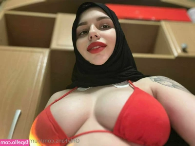 yummy_kris69 [ yummy-kris69 ] - Ms. Claus is a bit flexible 😉