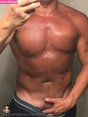 derekblade2 - Love my body also I will be putting me content out this weekend
