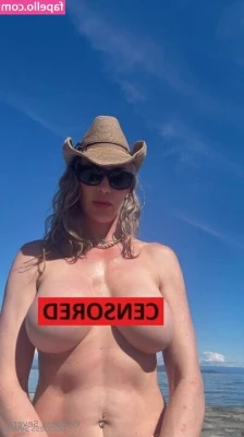 goddesssevera2 - CUM to my video babe with my girl @mrsforesterx she waxes my pussy