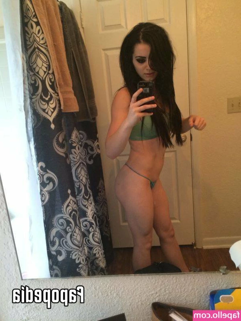  [ paigewwe ] - who wants to fuck my ass ? 💋👅👅