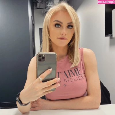  [ katie-mcglynn ] - Fresh out of the shower