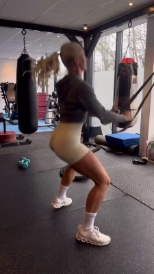  [ charley-hull ] - Happy Saturday indeed papi!💋🍑