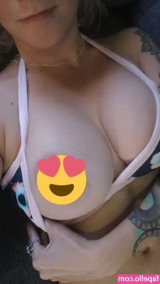 la_gr0sera [ la-gr0sera ] - macaxxx   I can be your whore or whatever you want baby and grant you