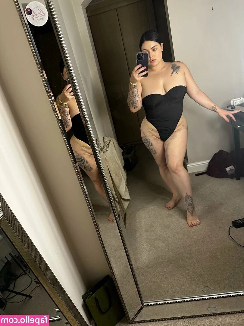 Nataliareynolds - Stream started at 09/18/2020 07:50 pm