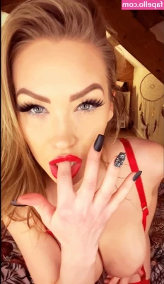 Faye Delphine [ faye-delphine ] - Fue mucho Semen que recibi 🥵🥵🥵🥵💦💦💦💦