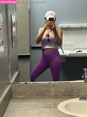 nofacemom77 [ nofacemom77-23 ] - I m on vacay in Miami for Ultra until Monday and will be back and