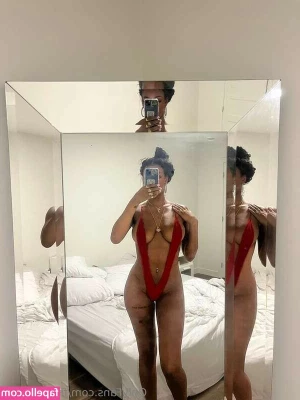 frenchtoestt - This was fun to make! Naughty strip tease & self love 🐱