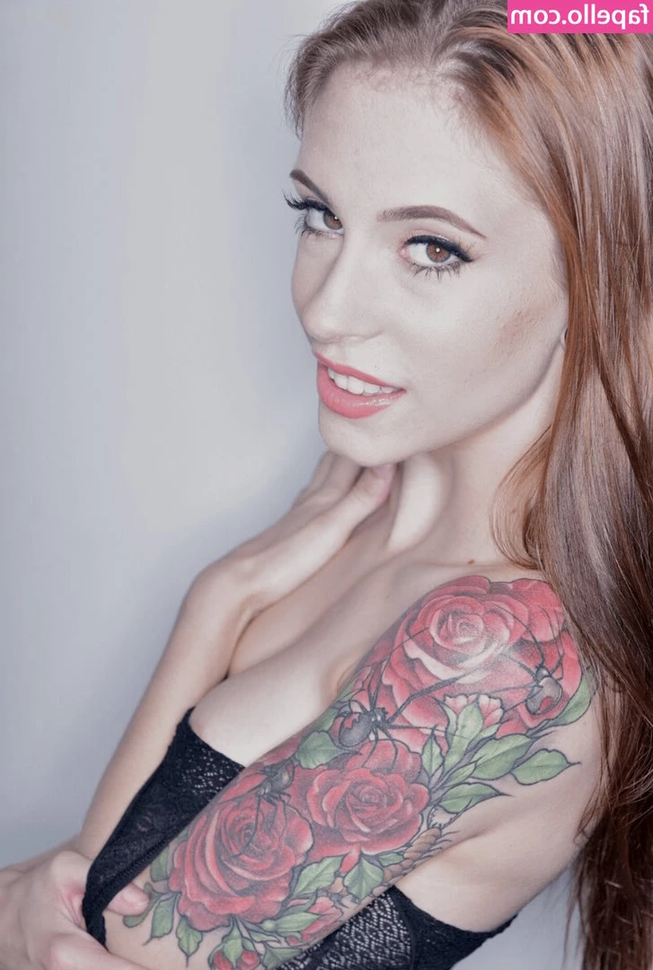 Anna De Ville [ anna-de-ville ] - BDE birthday diva energy live in 20 min