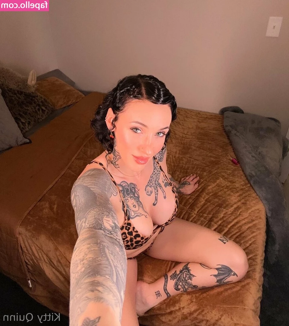 kittyquinntv - trying to tease  is it working  should i post pt 2