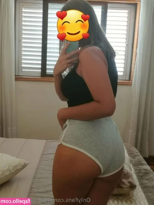 your_sweetcherry [ your-sweetcherry ] - Kind of on a 420 whim I decided to tie a hitachi to my leg and try to