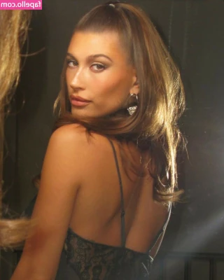 Hailey Baldwin Bieber [ hailey-baldwin-bieber ] - I’m back to take all your cum 😈🤤💦