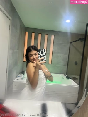 vanessabellfree - Starting today I m taking care of my VIP fans better  If you want to