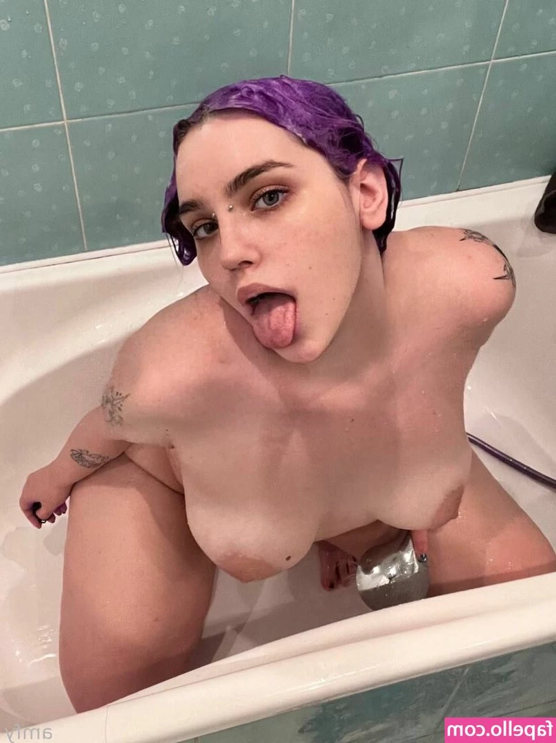 amfytyan [ amfytyan-1 ] - Can I fuck and get fucked by  rolysantos again  LIKE if you want to