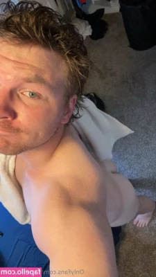  [ aboyfromutah ] - Having ice matcha latte  hair has faded  -  new photos will be up