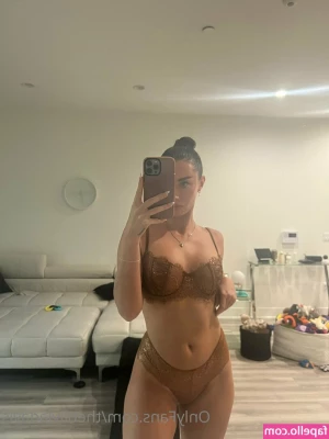 theoliviadavis - Red suits me  right honey