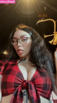 lunaxxgrace - MILF Monday s update is 15 pics from my ass centric set  Booty Camp