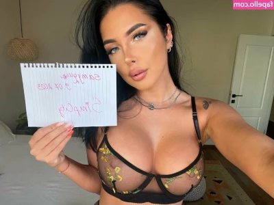 samyquinvip - Yummy ice cream and I m going home to record spicy videos for you