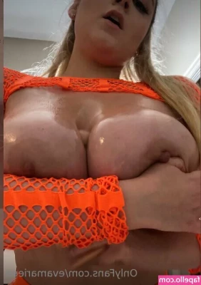 evamarieee - Show me you love it
