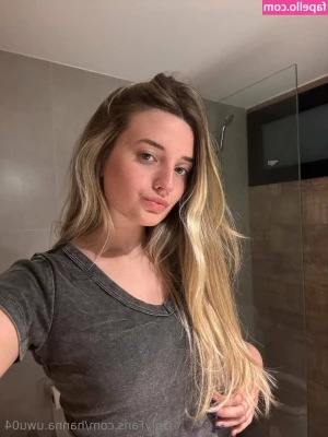 hanna.uwu04 [ hanna-uwu04 ] - It gets lewd