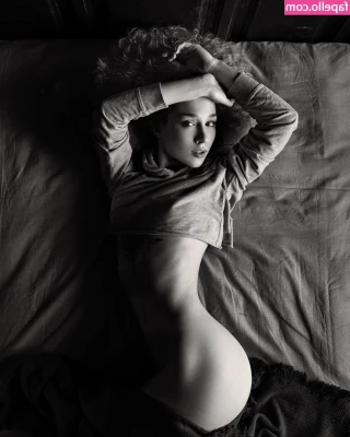 Sonya Fuzeyn [ sonya-fuzeyn ] - This felt so fucking good after edging for hours   just wish it could