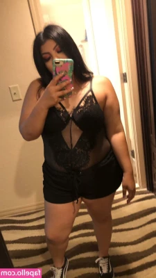 sexylatinawife0 - How do you like my guy fiery/dungeons and dragons shirt? It’s one