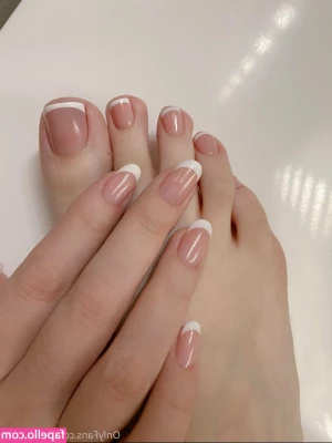 Sia_Siberia [ sia-siberia ] - Question is  do you guys want a video  I COULD NOT DO HER VOICE so
