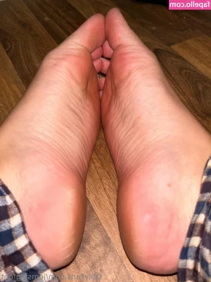 jemsbigfeet [ jemsbigfeet-1 ] - Don’t miss me playing with my ass 🥰 Angelikarouge.cam 👈🏻