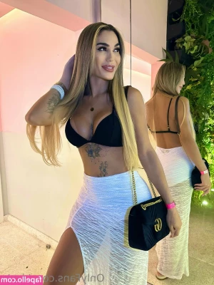 riosjaque - Imagining it was your cock I'm licking rn, babe! 👅🍆