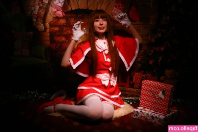 Kiki Glitter Cosplay [ kiki-glitter-cosplay-1 ] - Showing off her sexy soft soles  jaysfeetxo