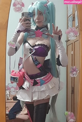 Kiki Glitter Cosplay [ kiki-glitter-cosplay-1 ] - I m looking for a daddy with a nice cock to fuck now