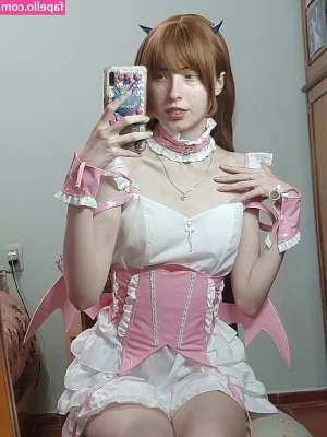 Kiki Glitter Cosplay [ kiki-glitter-cosplay-1 ] - Sorry guys I’ve been under the weather hopefully feel better