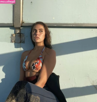 Ana Sofia Fehn [ ana-sofia-fehn ] - Sunshine makes my pussy wet 🌸 🤣
