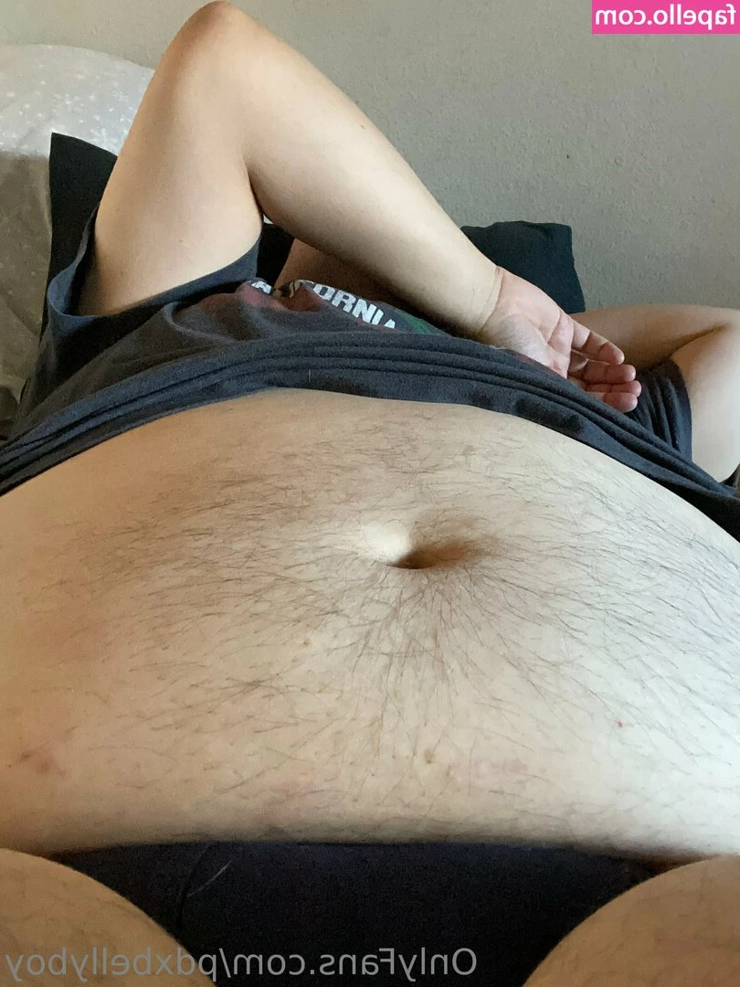 pdxbellyboy - Bath time tease hehe